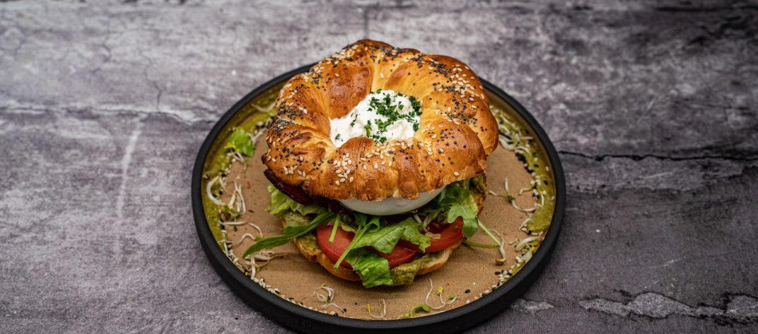 Pesto Bagel