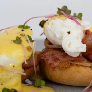 Pajti Keszthely - Ételeink - Eggs benedict